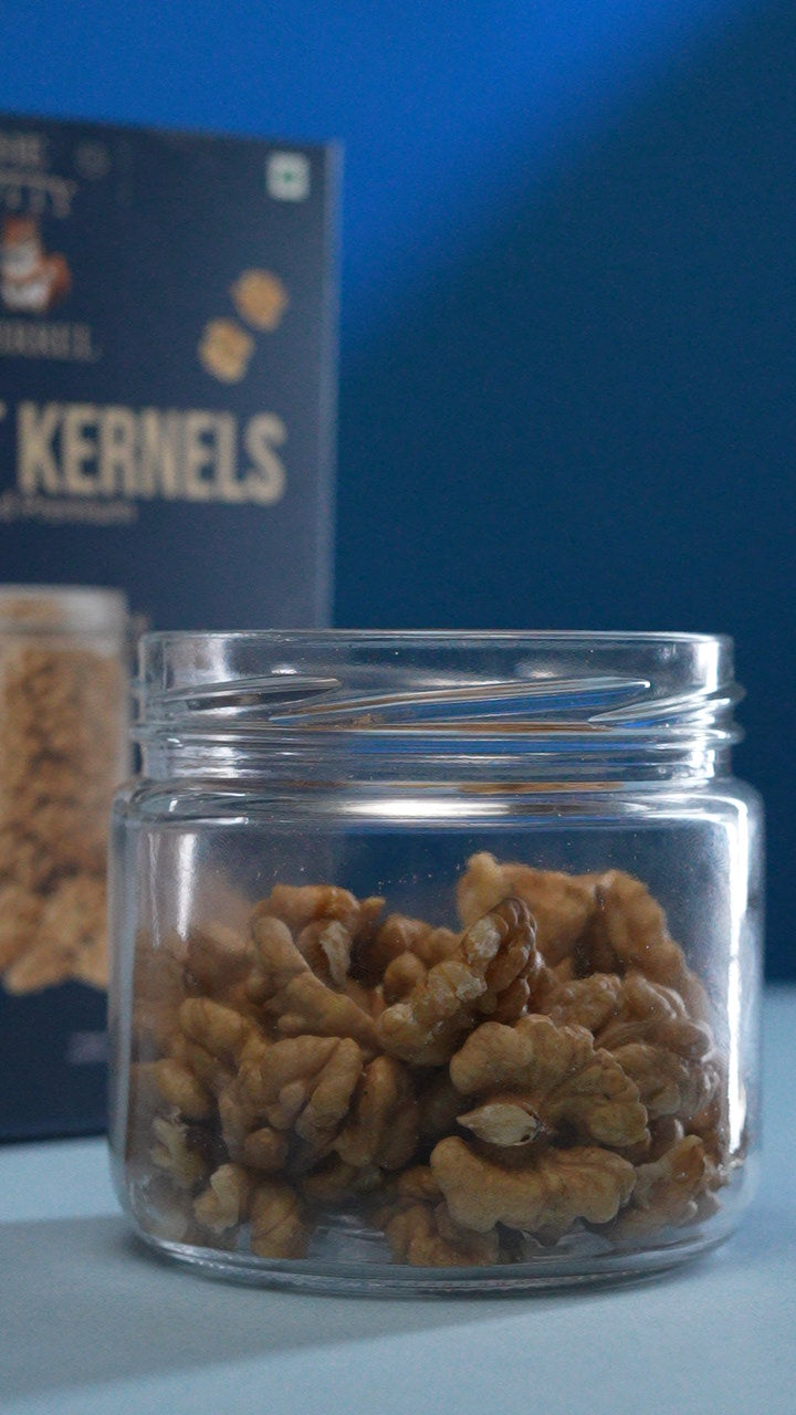 The Nutty Squirrel Walnut Kernels, Pure and Premium, Rich in Omega-3, Magnesium, and Protein, 250g