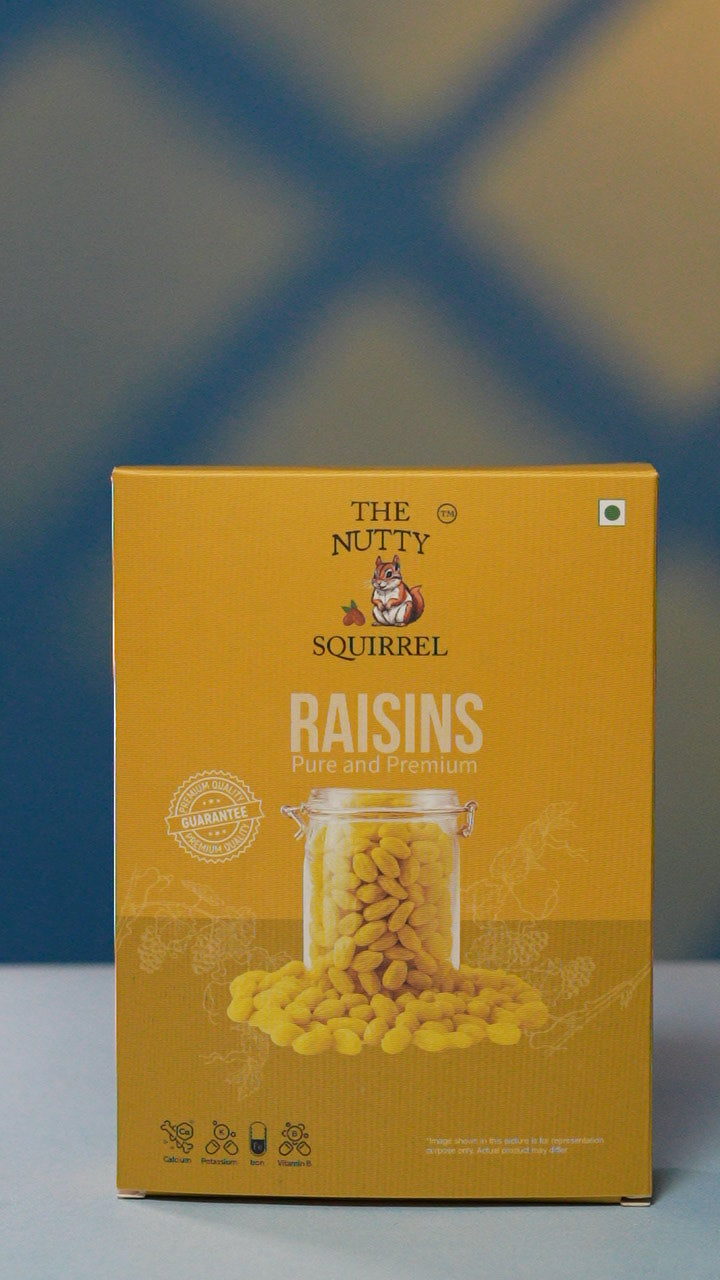 The Nutty Squirrel Raisins Pure and Premium, Natural Antioxidants, Rich in Calcium, Iron and Potassium, 250g